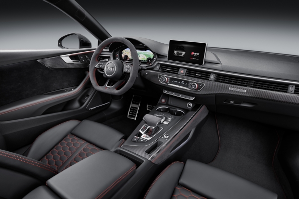 Audi RS 5 interior featuring the Virtual Cockpit