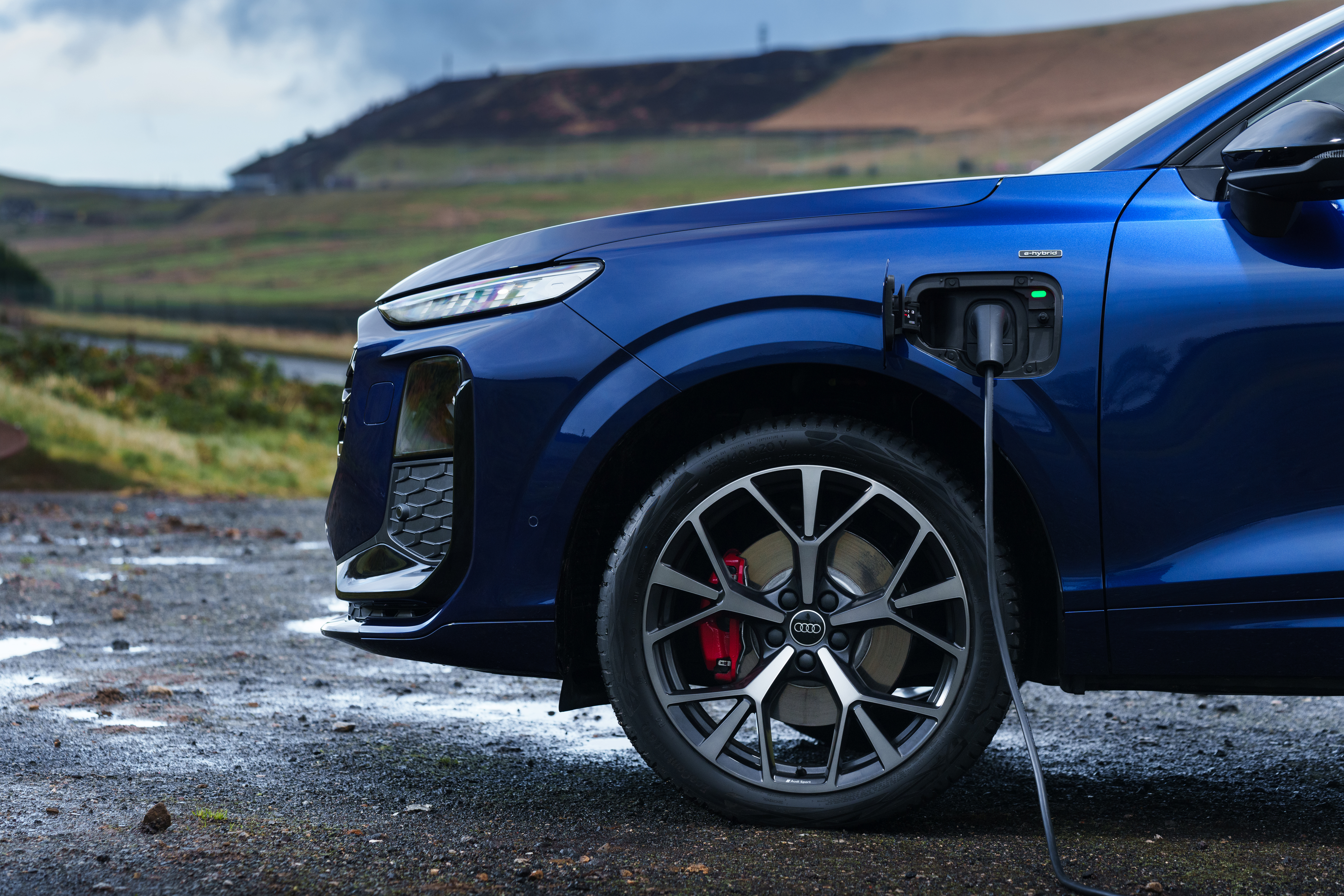 Audi Q3 Sportback e-hybrid plugged in charging