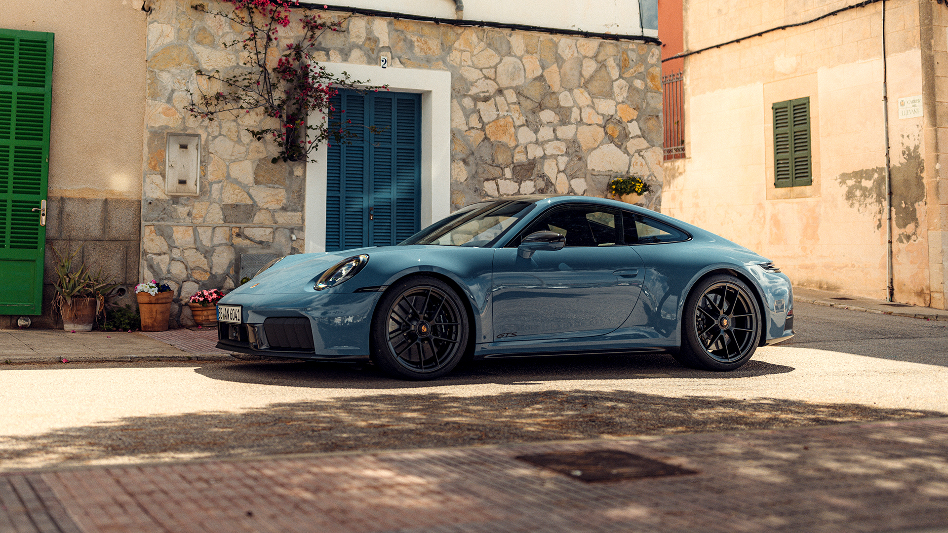Porsche 911 Carrera Review: The Car I’d Choose Over Any Other