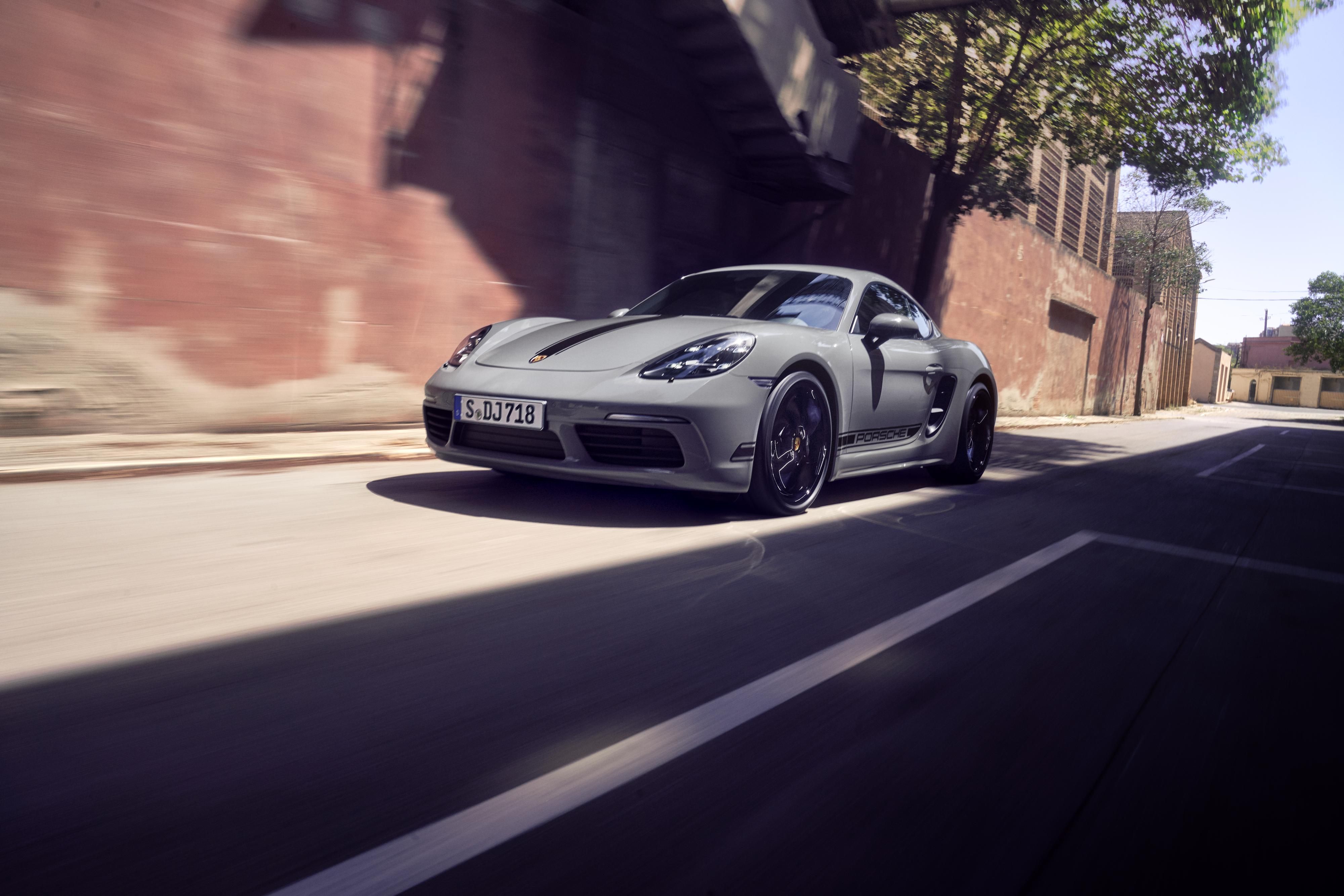 Porsche 718 Cayman S Review: The Complete Sports Coupe